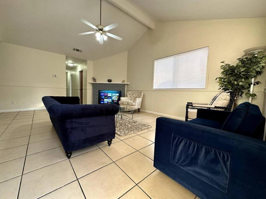 Comfortable House W/ Wi-Fi/Tv - Turlock,Ca エクステリア 写真