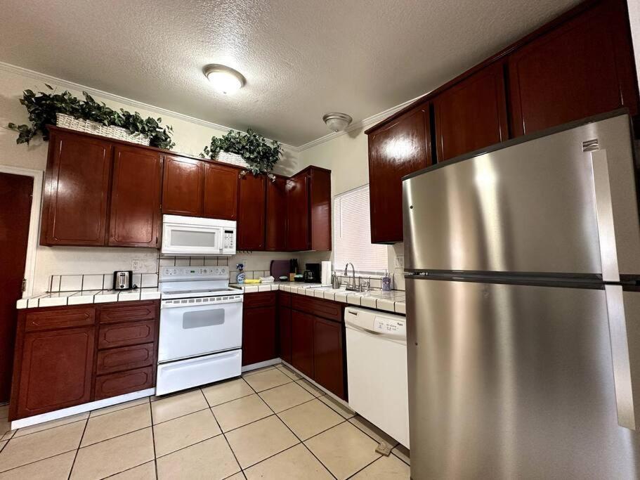 Comfortable House W/ Wi-Fi/Tv - Turlock,Ca エクステリア 写真