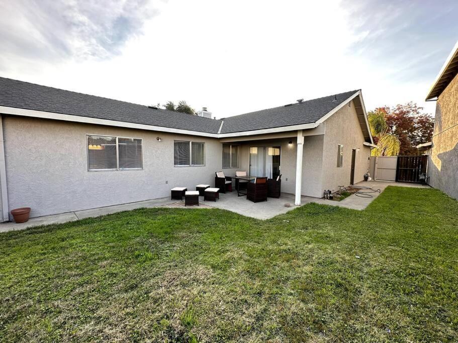 Comfortable House W/ Wi-Fi/Tv - Turlock,Ca エクステリア 写真