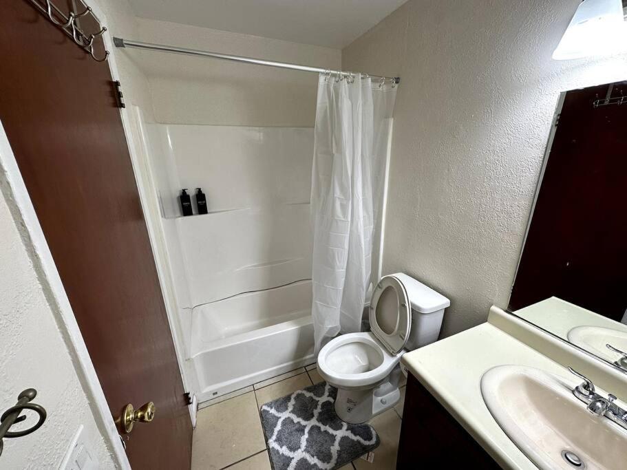 Comfortable House W/ Wi-Fi/Tv - Turlock,Ca エクステリア 写真